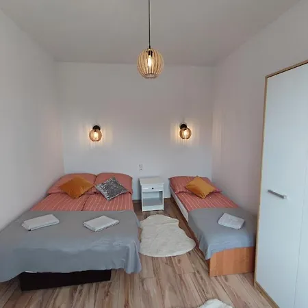 Apartment Domowe Zacisze 1