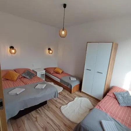 Domowe Zacisze 1 アパート